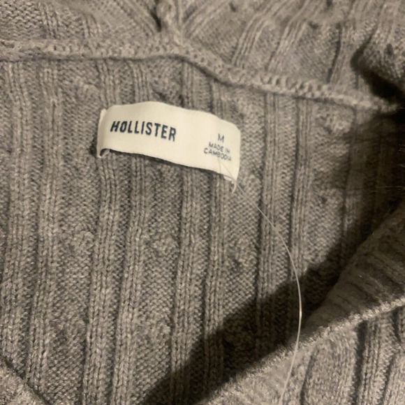 Hollister Faux Fur Trim Hooded Sweater Cable Knit Heather Grey Sz M NWT - Picture 7 of 10